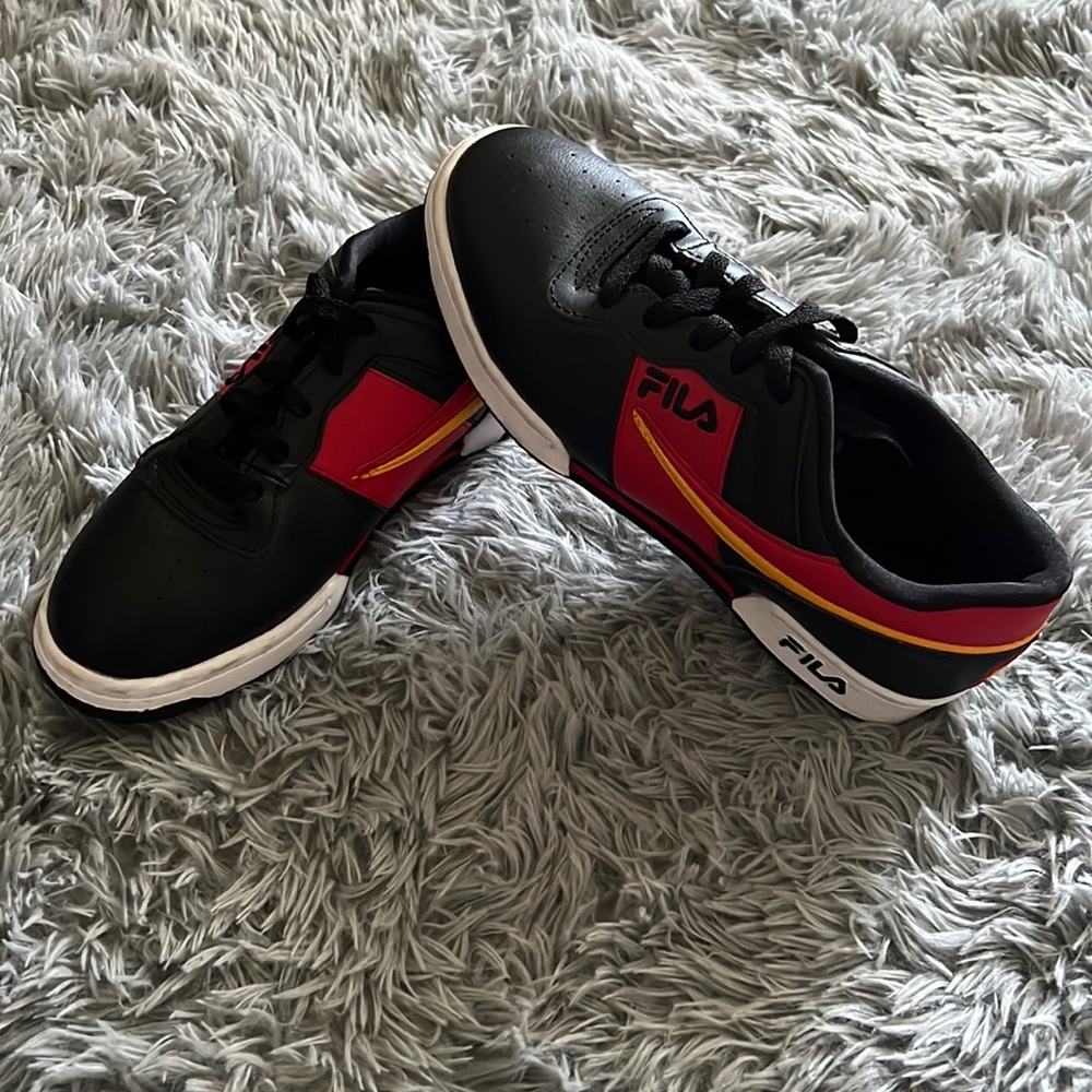 FILA Sneakers